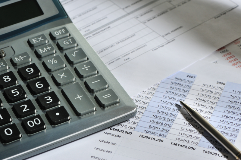 A calculator and report used for acquisition finance.